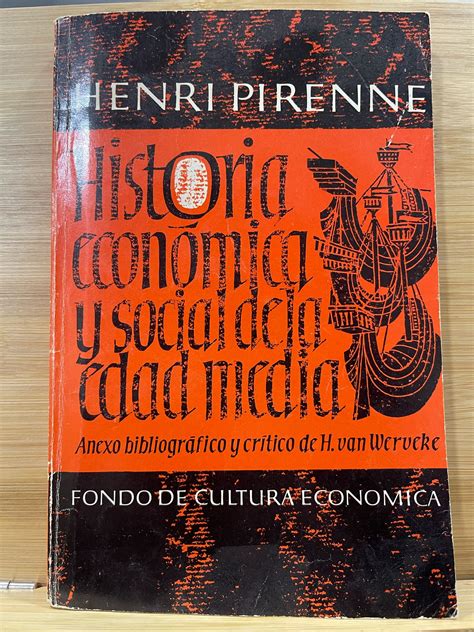 Piramide Social De La Edad Media