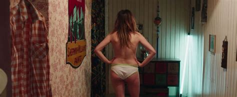 Naked Claudia Eisinger In Too Hard To Handle