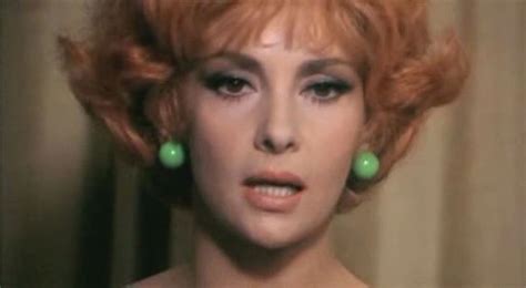 Naked Gina Lollobrigida In La Morte Ha Fatto L Uovo