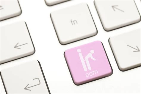 Sexy Hot Libera Filmes De Gra A Para Brasileiros Em Quarentena Metr Poles