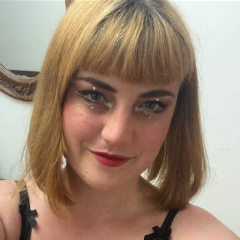 Lucy Quinn Babe Page Watch This Adult Model On FreeOnes