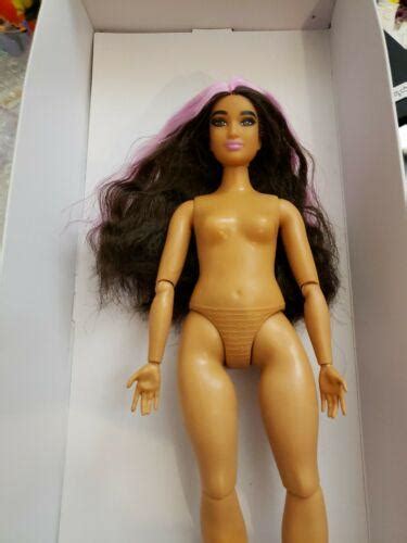 New Nude Barbie Extra Doll Long Wavy Hair W Pink Streaks Articulated Curvy