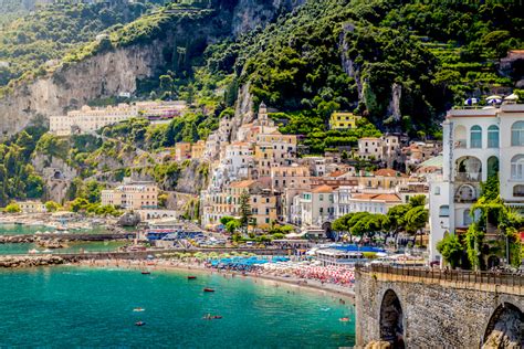 clifftop villages   italys  photographed escape