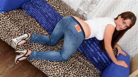 Horny Bulgarian Slut In Tight Jeans Ready For Harcore Anal Amateur Porn Feat Kendra Star