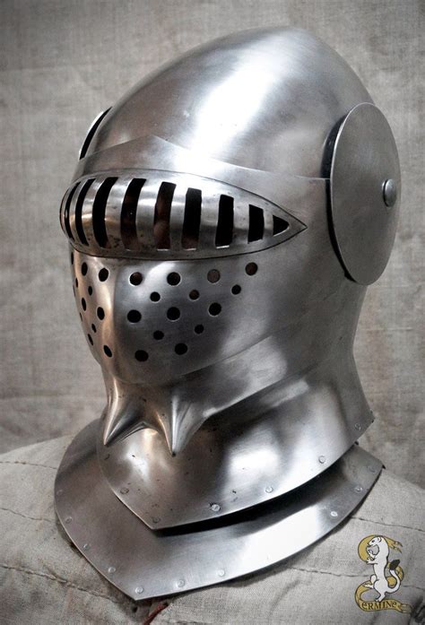 Фотография | Medieval armor, Medieval helmets, Historical armor