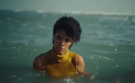 Vaneza Oliveira Lesbian Scene In 3 AZNude