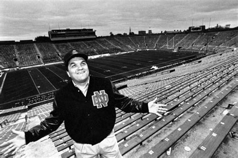 Wiki, Age, Wife,Net Worth, Height, Career Of Rudy Ruettiger