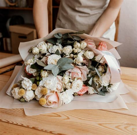 Каталог цветов магазина Kosmas Flowers