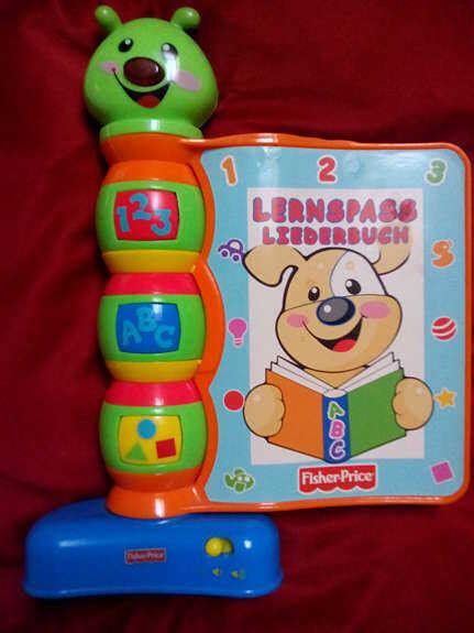 Fisher Price Lernspaß Liederbuch Raupe mit Licht und Musik hoork