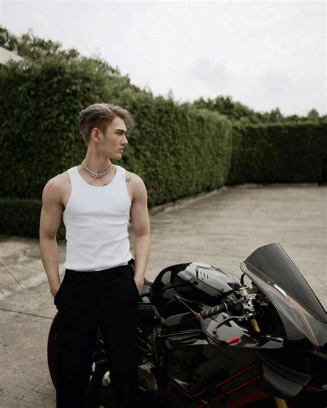 Poom Naret Promphaophan Pit Babe Asian Celebrities Photoshoot Bts