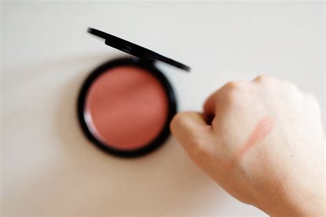 Makeup Revolution The Matte Blush Odst N Nude Ok Makeup
