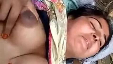 Hot Desi Village Bhabhi Ko Ratme Chupke Se Choda Anal Porn Feat Sudipdhal Xhamster