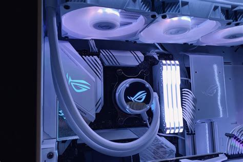 Водяное охлаждение CPU Asus ROG STRIX LC 240 RGB WHITE EDITION ...