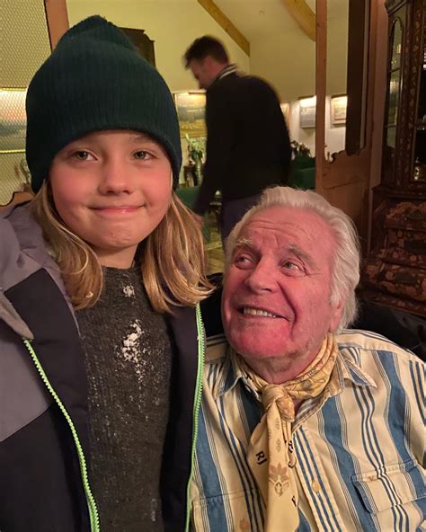 Robert Wagner – The Official Website