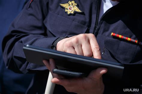 В ХМАО экс-инспектор ДПС пойдет в суд за то, что не наказал водителя ...