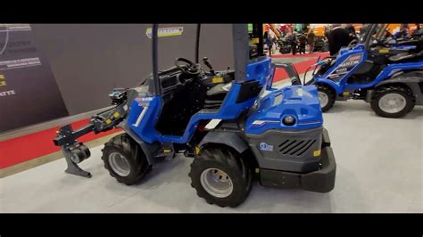 Погрузчики Multione на выставке в Италии. - YouTube