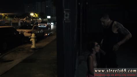 Brutal Dildo Squirt Guys Do Make Passes At Nymphs Who Wear Glasses And Cute