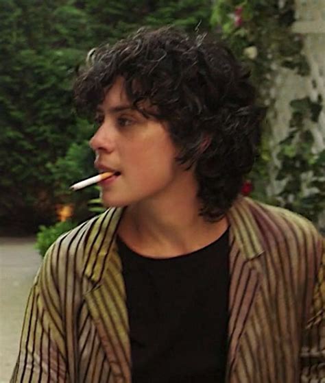 Pin By Cla On Pretty People Lesbian Hair Masc Women Lesbian Haircut