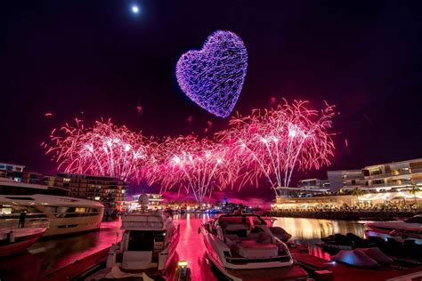 Breathtaking 1,000 Drone Light Show in Dubai - Lumasky Drone Show