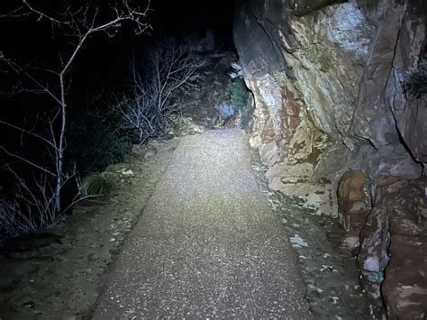 Hiking The Angels Landing Trail In Zion National Park — Noahawaii