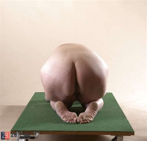 Jirina Getting On All Fours ZB Porn