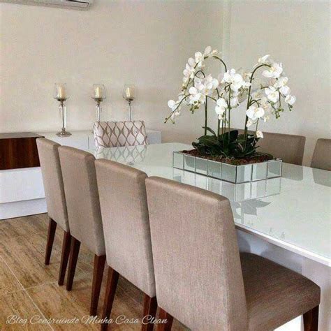 Florero En La Mesa Del Comedor Decoración De Comedor Centros De Mesa