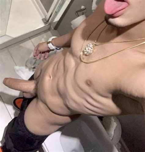 Any Pig To Worship This Cock Nudes Gaynsfw Nude Pics Org