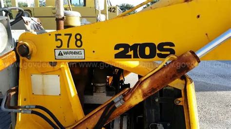 One (1) JCB 210S 4WD Front loader/backhoe | GovDeals