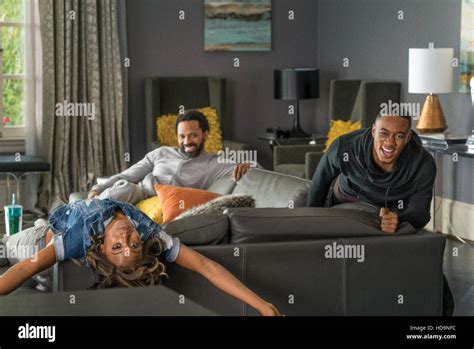 SURVIVOR S REMORSE L R Erica Ash Mike Epps Jessie Usher In Grown Ass Man Season 2
