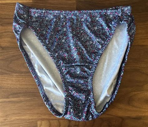 Vintage Floral Delicates Second Skin Satin Bikini Pan Gem