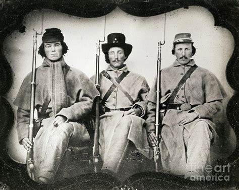 Confederate Soldiers by Bettmann