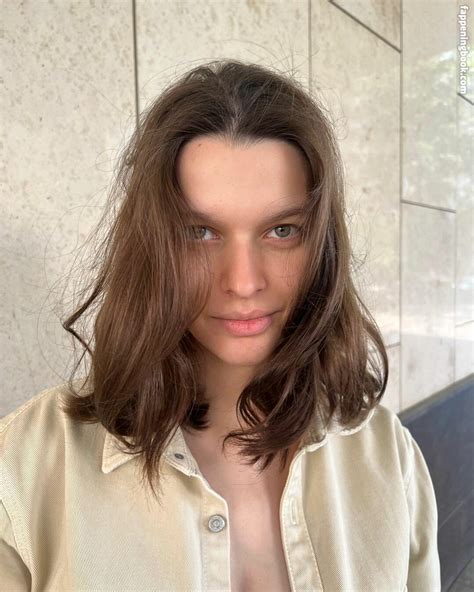 Sasha Zotova Shuzolotova Nude OnlyFans Leaks Fappening FappeningBook