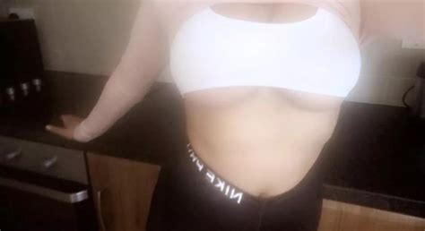 Red Arrow If You Wanna Fuck Nudes Underboob Nude Pics Org