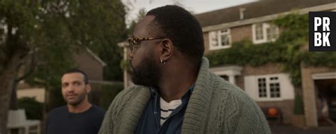 Foto A nova prévia de Eternos revelou o primeiro casal assumidamente gay do Universo