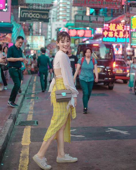 Hot girl Lào gốc Việt và hội bạn thân rich kid xinh đẹp nổi tiếng