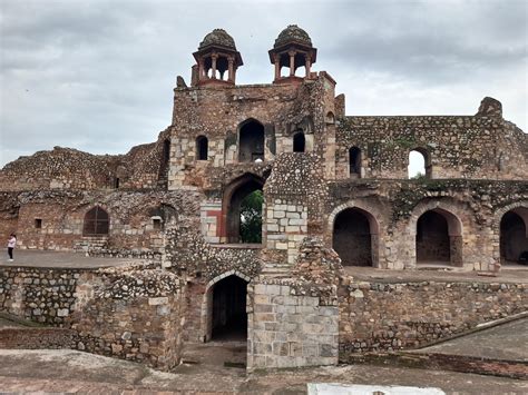 Purana Qila Delhi Entry Fee Timings History Images And Location