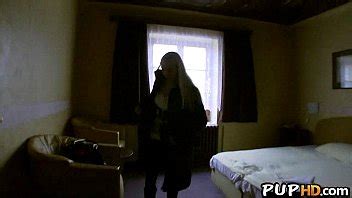 Dude Pays Teen Girl To Fuck XVIDEOS