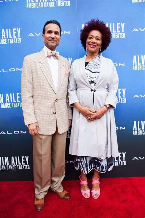 9 Hot Sexy Terri McMillan Bikini Pics