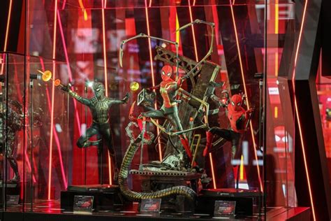 聖誕周末好去處希慎廣場 x Hot Toys蜘蛛俠不戰無歸主題展MIRROR成員別注版蜘蛛俠打卡位及期間限定店必搶攻略