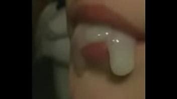 Enorme Carga Goteando De Su Boca XVIDEOS