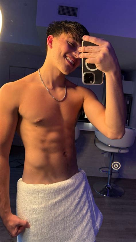 Braden Sherota | via Snapchat – @joenateuser on Tumblr