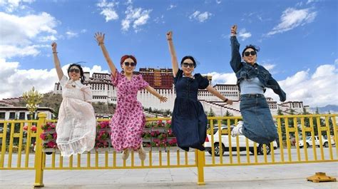 Chinas Tibet Erlebt Starken Aufschwung Im Tourismus China Org Cn