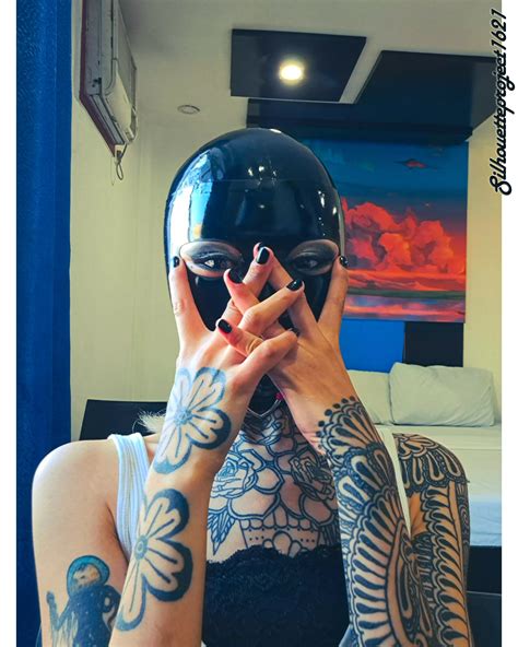 Tattoos and latex ðŸ nudes girlsinhoods NUDE PICS ORG