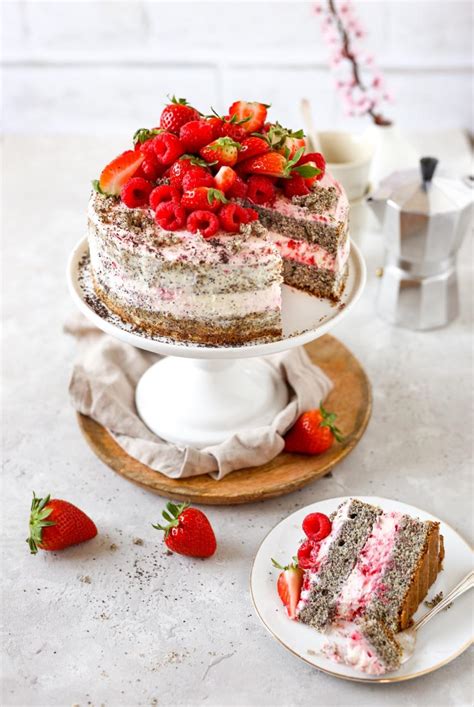 Beeren Mohn Naked Cake Cookiteasy By Simone Kemptner
