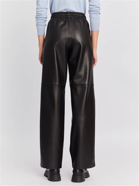 Брюки широкого прямого фасона из экокожи на резинке 02334730L041, цвет ...