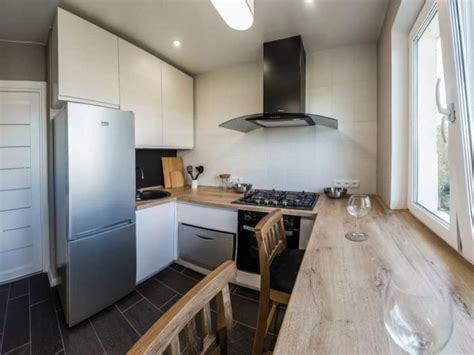 Дизайн маленькой кухни в хрущевке с холодильником - 35 фото