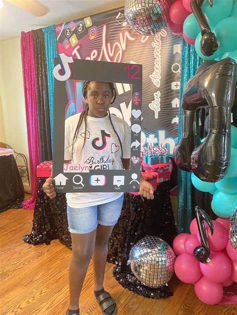 Tik Tok Birthday Party Ideas Photo 2 Of 10 Girls Birthday Party