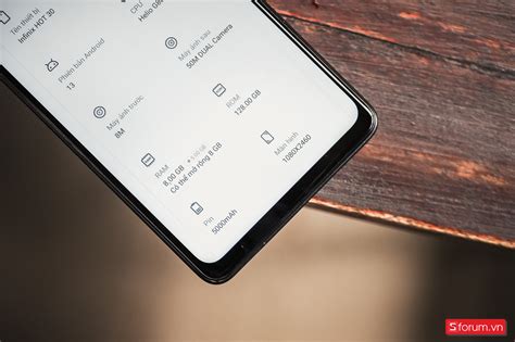 Trên tay Infinix Hot Thiết kế bóng bẩy camera MP hiệu năng ngon giá chỉ hơn triệu đồng