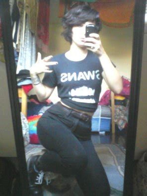 T Shirt Standing Mannequin Cool Porn Pic