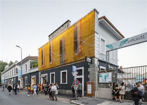 Gallery of Aluminium Chain Façade Cladding with Endless Creative ...